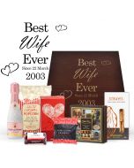 Gourmet treats luxury gift box for wife's anniversary present.
