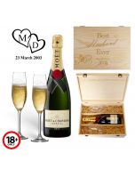 Personalised Champagne gift set for your husband's anniversary.