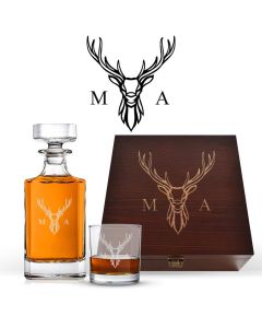 Wood box decanter gift sets with a personalised stag head design and two initials.