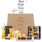Luxury Manuka Honey gift box hampers for wedding anniversary gifts for best wife ever.